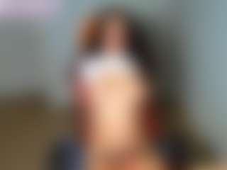 Live cam show with lokuralife - Dildo Brown Hair on Latina Girls