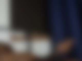 Live cam show with Baltimore RomieLea - Handjob on CamClone
