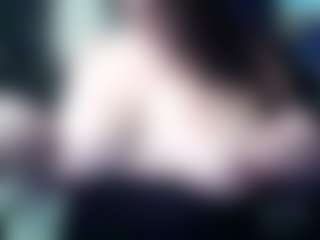 Backsidebrunette