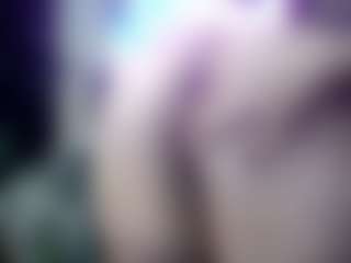 Backsidebrunette