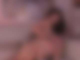 Live cam show with KayraLanne - Genital Piercings on Chatstar