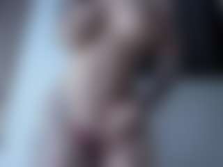 Live cam show with Miariot - Flat Chested on iamadamtest123.com