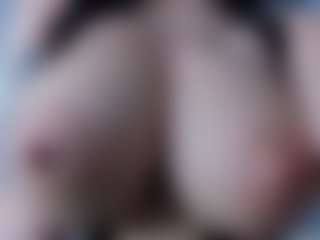 Miariot's Live Sex Cam Show
