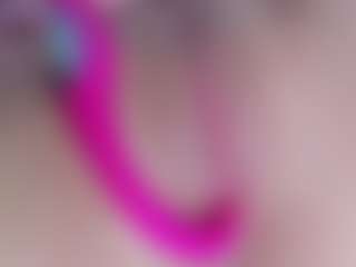 Live cam show with Miariot - White Big Tits on xxxlivecams.org | united states