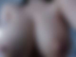Miariot's Live Sex Cam Show