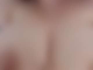Live cam show with Miariot - Dirty Talk on CamwithHer