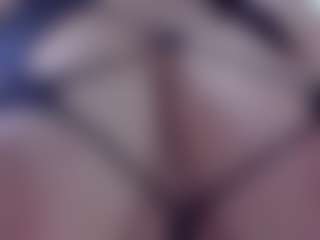 Miariot's Live Sex Cam Show