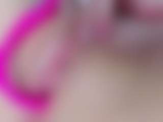 Live cam show with Miariot - Anal on sexylive.show