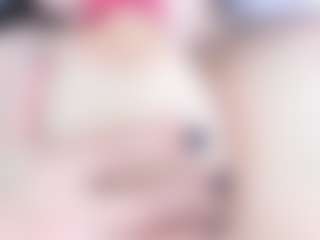 Live cam show with Miariot - Amateur on Dolls Live
