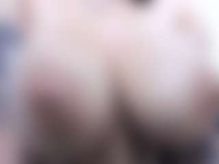 Live cam show with Miariot - Ass Bouncing on Milfs Live