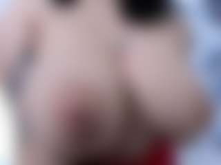 Live cam show with Miariot - Bikini on Porn Luv