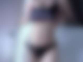 Live cam show with Miariot - Genital Piercings on Hubzter Live