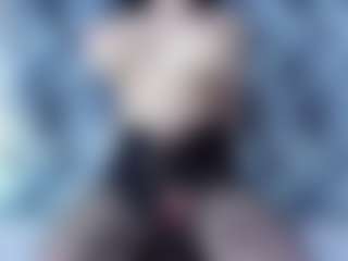 Live cam show with Miariot - Genital Piercings on CamClone