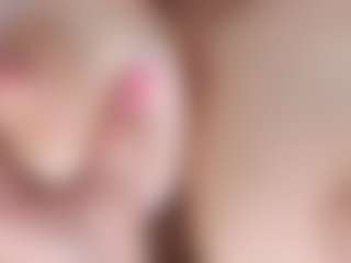 Live cam show with Miariot - Public on xfollow cams