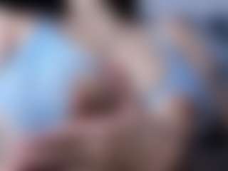 Live cam show with Miariot - Nipple Piercings on Soda Cam