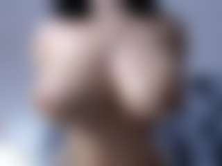 Live cam show with Miariot - Smoking on Camsoda