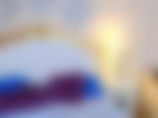 Live cam show with Kate Martinez - Twerk on livesuperchat.net