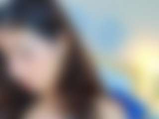 Live cam show with Kate Martinez - Glasses on Dolls Live