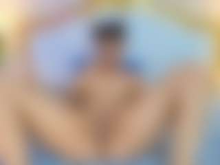 Live cam show with Kate Martinez - College Toys on liverealitysex.com