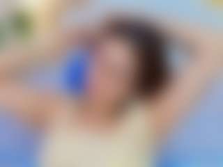 Live cam show with Kate Martinez - College Brown Hair on madthumbs