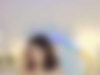 Live cam show with Kate Martinez - College Brown Hair on AdultVida.com