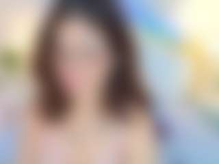 Live cam show with Kate Martinez - Brown Eyes Brown Hair on Sweet Sext