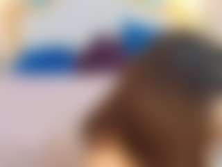 Live cam show with Kate Martinez - Hairy Pussy Brown Hair on Pornisteam.com