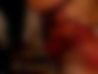 Live cam show with MerilandHH - Granny on CamwithHer