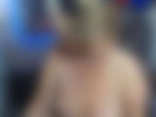 Live cam show with MerilandHH - Mature on SinfulBabes