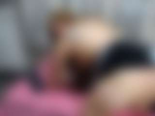 Live cam show with MerilandHH - Drinking on CamClone