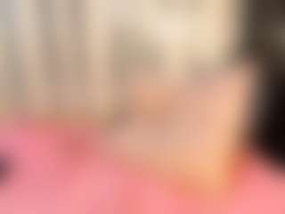 Live cam show with MerilandHH - Mature on StripNow