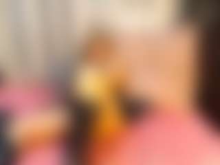 Live cam show with MerilandHH - Sexwebcam on liverealitysex.com