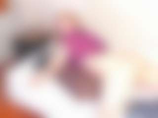 MerilandHH MILF webcam performer live streaming