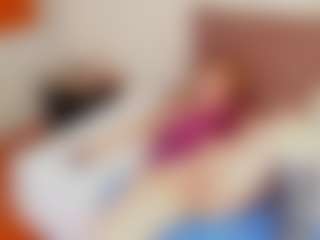 Live cam show with MerilandHH - Brown Hair on Strip Flash - Live Sex Shows