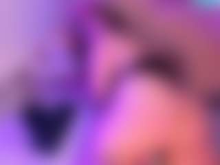 Live cam show with MerilandHH - Normal on AdultVida.com