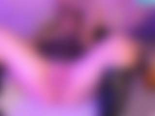 Live cam show with MerilandHH - Domination on liverealitysex.com