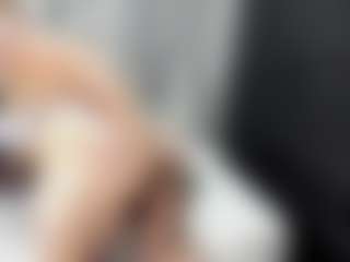 Live cam show with MerilandHH - Strip Mature on Porn Luv