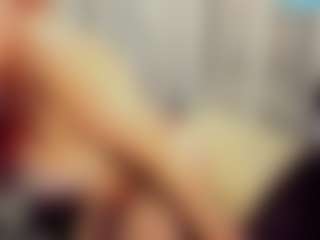 Live cam show with MerilandHH - Granny Big Tits on Hubzter Live