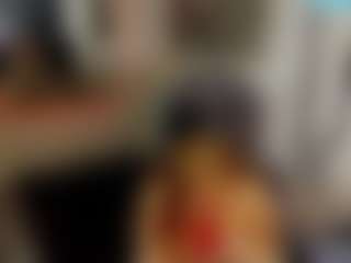Live cam show with MerilandHH - Granny Petite on Livezox