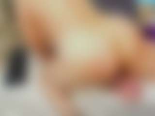 Live cam show with MerilandHH - Trimmed Granny on Instabang