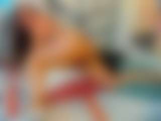 Live cam show with MerilandHH - Trimmed Granny on Gym Cam Girls