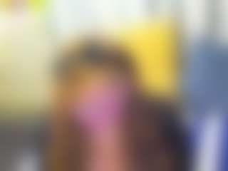 Live cam show with MerilandHH - Dildo Or Vibrator Granny on CamwithHer