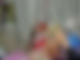 Live cam show with MerilandHH - Amateur MILF on Dolls Live