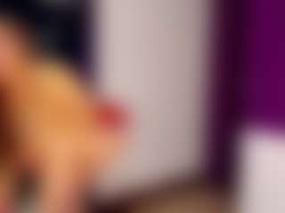 Live cam show with MerilandHH - Granny MILF on Camsoda