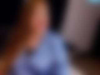 Live cam show with MerilandHH - Mature Young Adult on CamwithHer