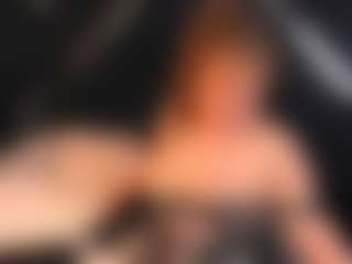 Live cam show with MerilandHH - Petite MILF on Camsoda Late Night