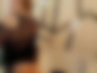 Live cam show with MerilandHH - Domination on StripNow