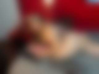 Live cam show with MerilandHH - Lush MILF on Milfs Live