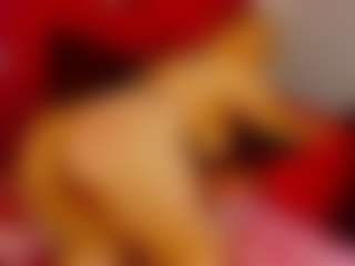 MerilandHH MILF webcam performer live streaming