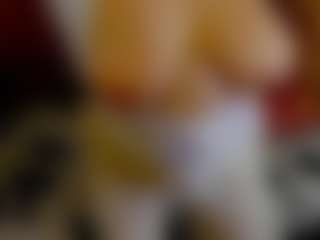 Live cam show with MerilandHH - Tease Mature on https://playwithruby.com